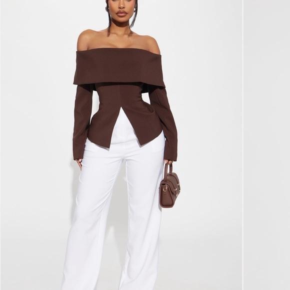 Brown Off-Shoulder Top - Picture 2 of 3